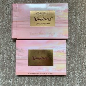 Wander blush and highlighter pallet